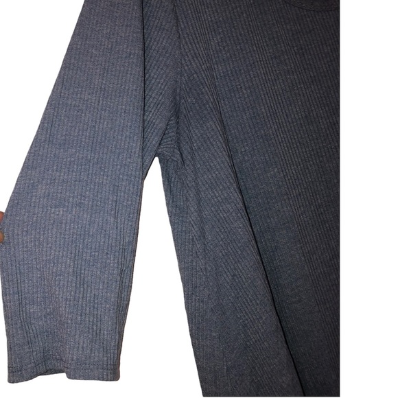 VIsion USA • Gray | Blue Cut Out • Tie - Up Back • Long Sleeve Top - Picture 5 of 9